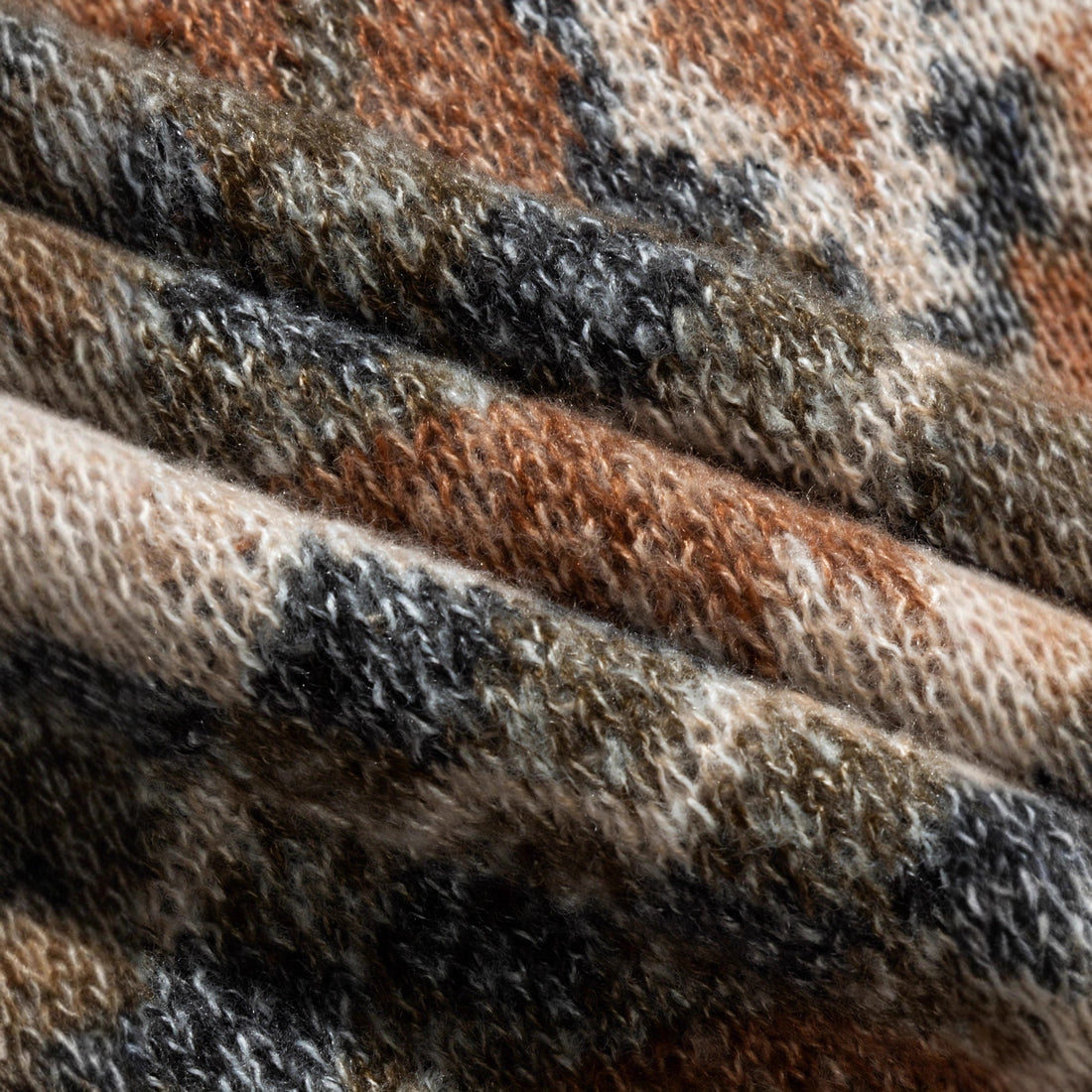 Mens Thickened Crew-Neck Pullover Sweater With Printed Design And Relaxed Fit